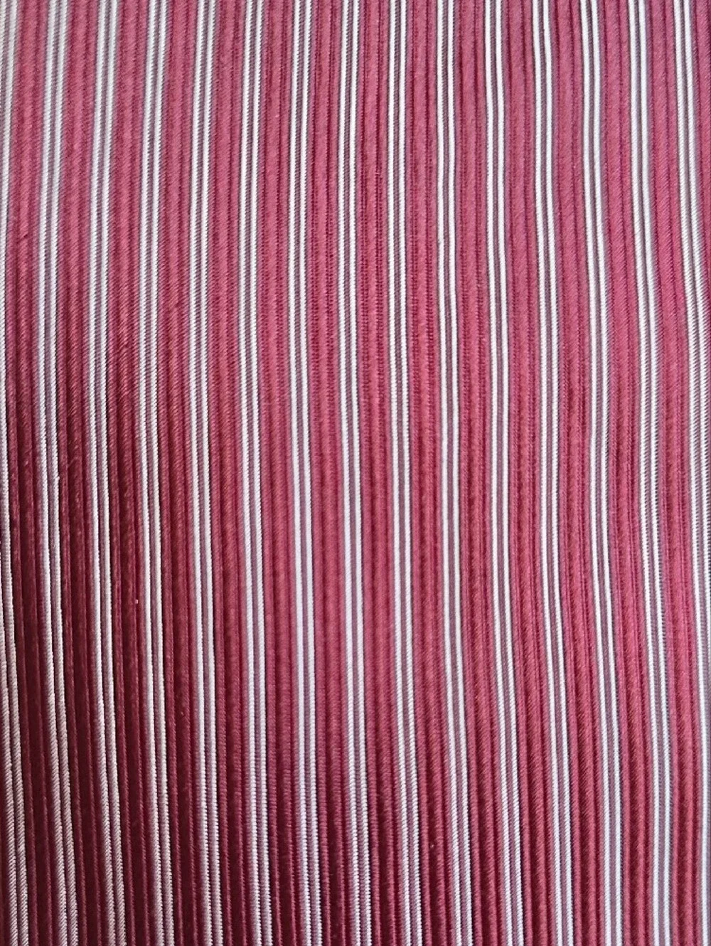 Men's Striped Burgundy Tie - Classic Formal Accessory